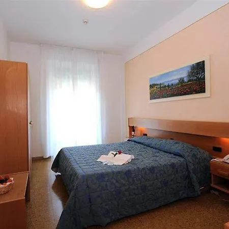 Hotel Marina 2*